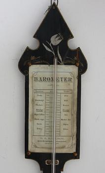 BAROMETRAR, 2 st, jugend, 1900-talets första hälft.