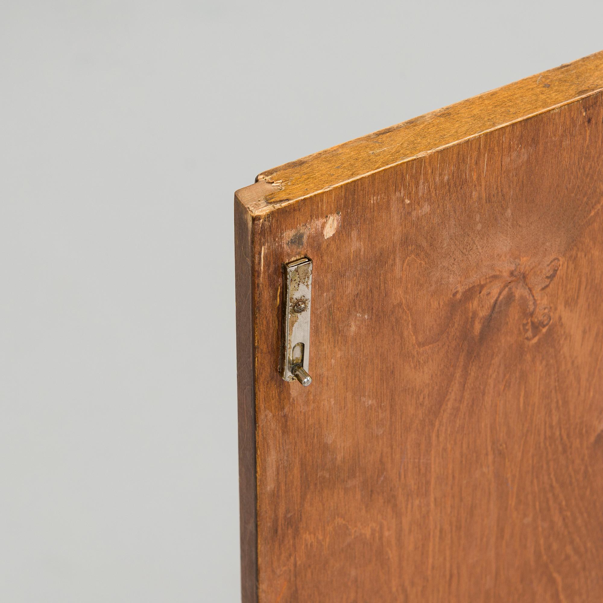 Alvar Aalto, skåp, modell 810 för O.Y Huonekalu- ja Rakennustyötehdas A.B, 1930-tal.