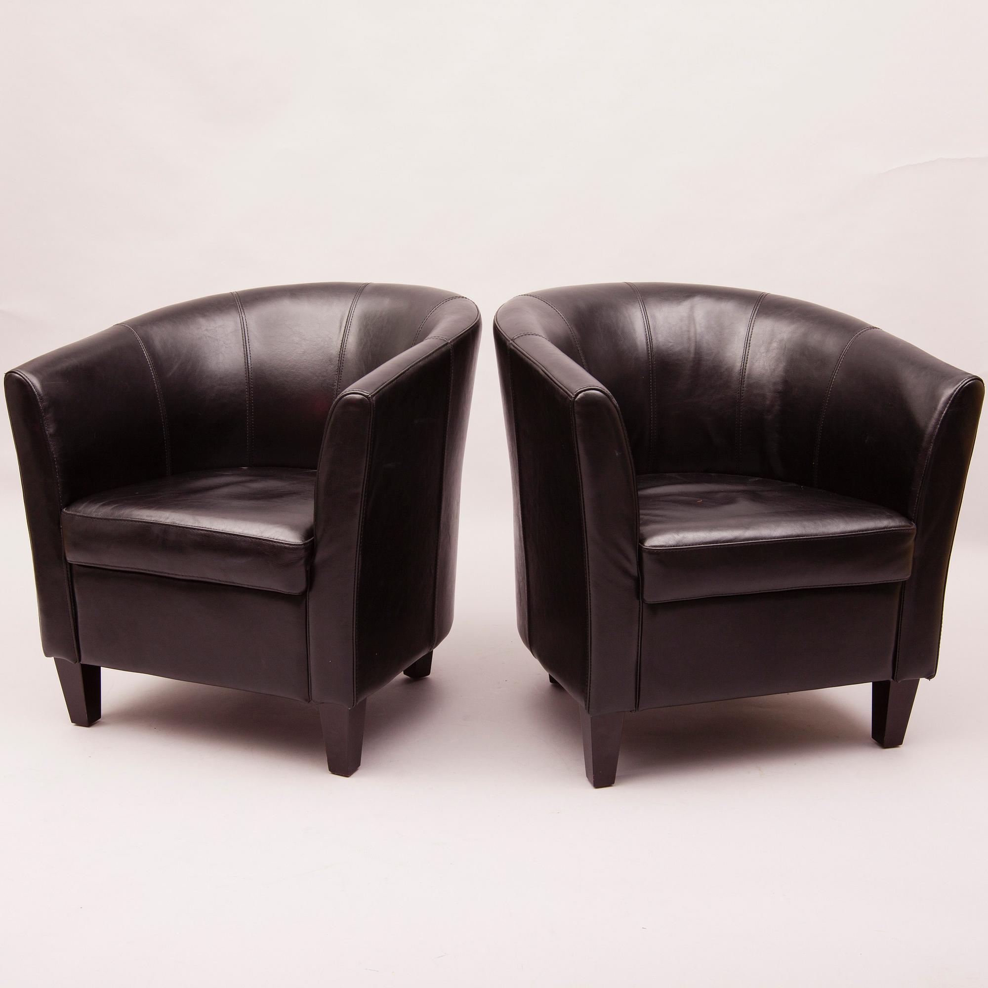 FÅTÖLJER, ett par, sekelskiftet 1900/2000.