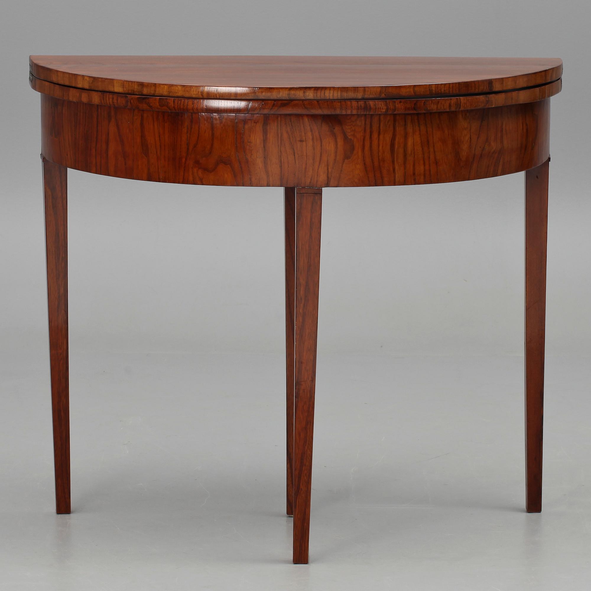 SPELBORD, gustaviansk stil, 1900-talets första hälft.