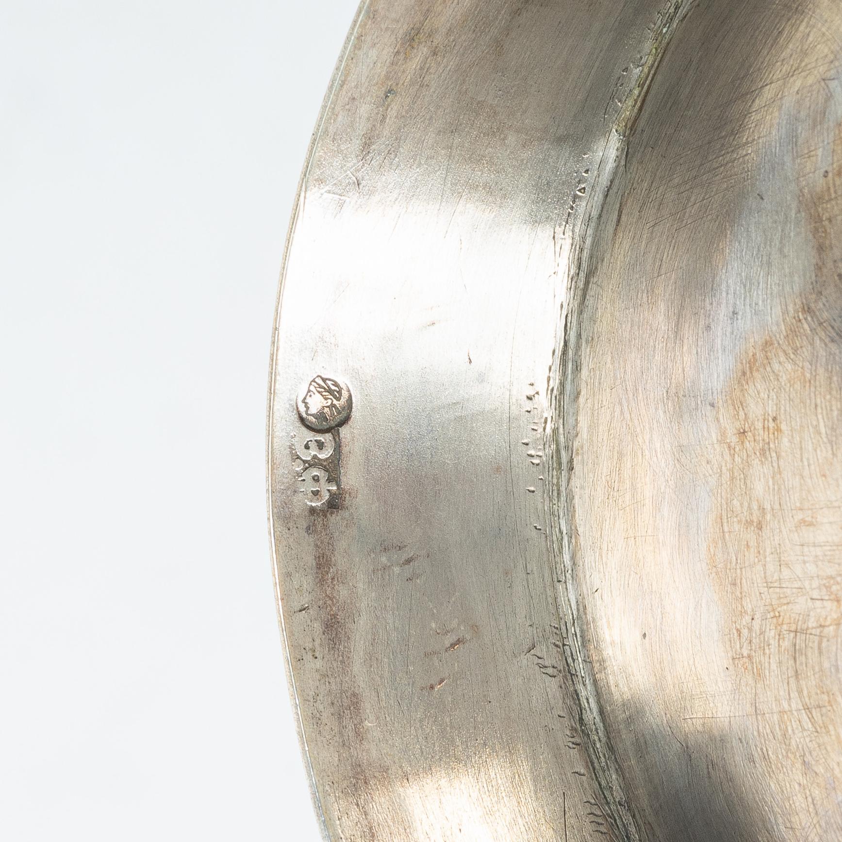 A Russian parcel gilt silver bread basket, mark of Victor Fink, Moscow, active 1897–1917.