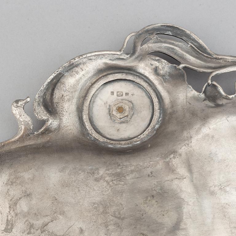 Württembergische Metallwarenfabrik, an Art Nouveau tray, early 20th Century.