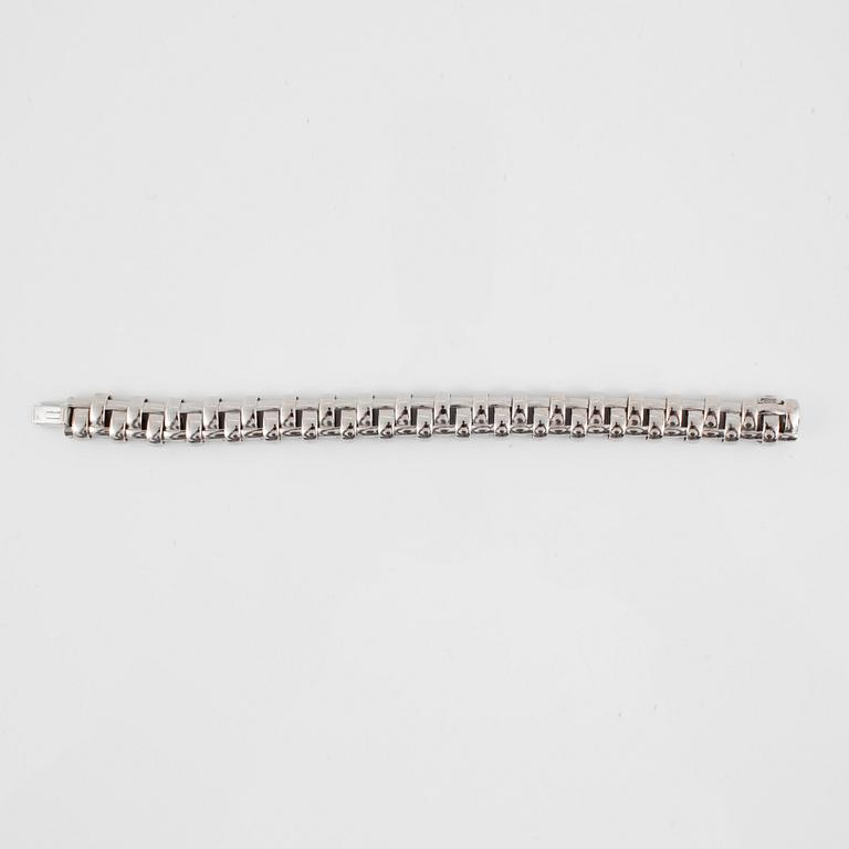 A Tiffany & Co white gold basket weave bracelet.