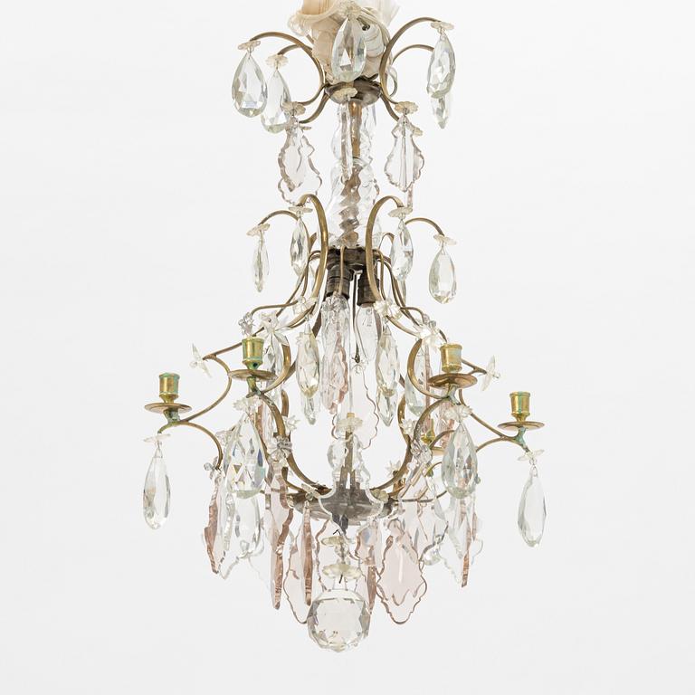 A Rococo style chandelier, early 20th Century.