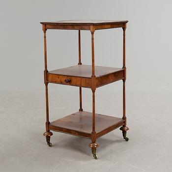 ETAGERE, 1800-tal.