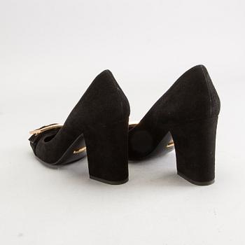 Gucci shoes. Size 39 1/2.