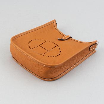 Hermès, an 'Evelyn' leather handbag.