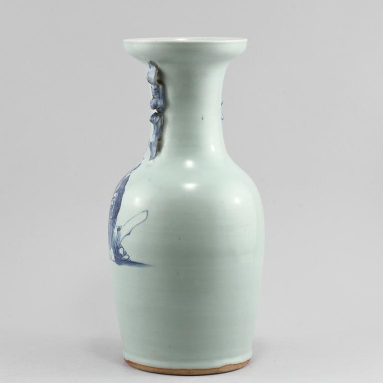 GOLVVAS, porslin, Kina, omkring sekelskiftet 1800/1900.