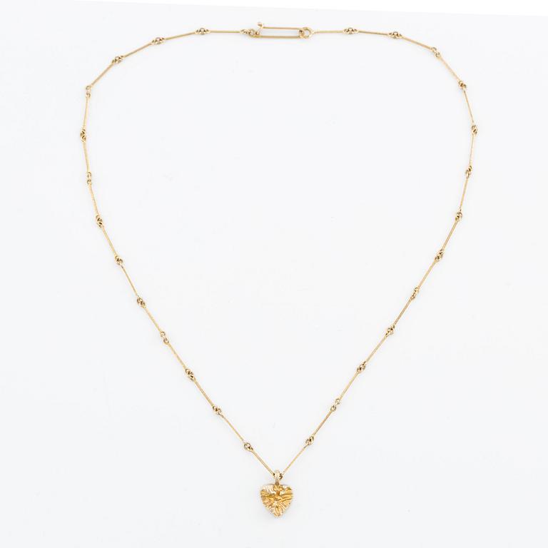 Björn Weckström, hänge "hjärta" med kedja, 14K guld. Lapponia, 1984 och 1986.