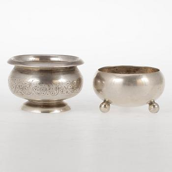 SALTKAR, 2 st, silver, Ryssland, 1800-tal. Vikt 47 gram.