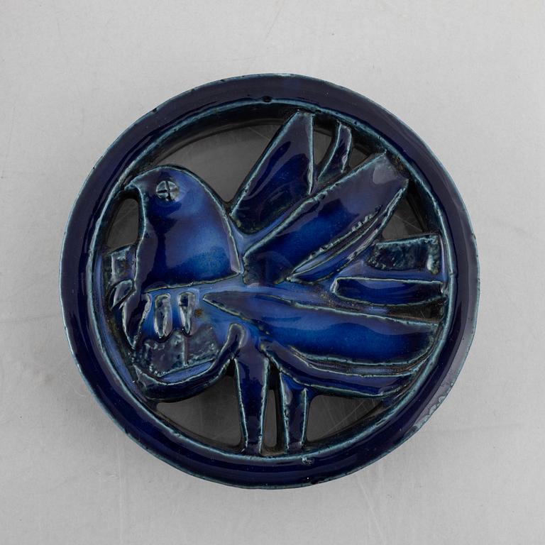 Lisa Larson, väggreliefer, 5 st, stengods, bl.a. ur serien "Rundel", Gustavsberg.