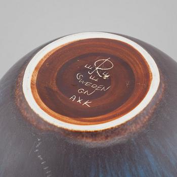 A stoneware bowl by GUNNAR NYLUND for Rörstrand, third quarter of the 20t century.