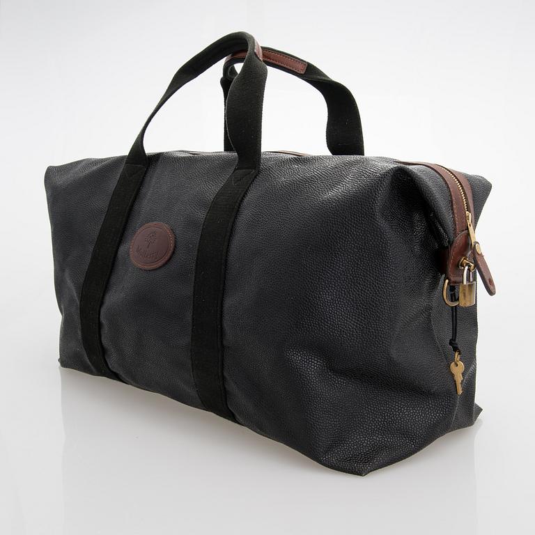 Mulberry, A "Medium Clipper" weekend bag.