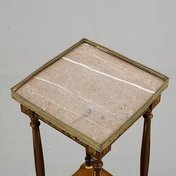 LAMPBORD, Louis XVI-stil, 1900-talets första hälft.