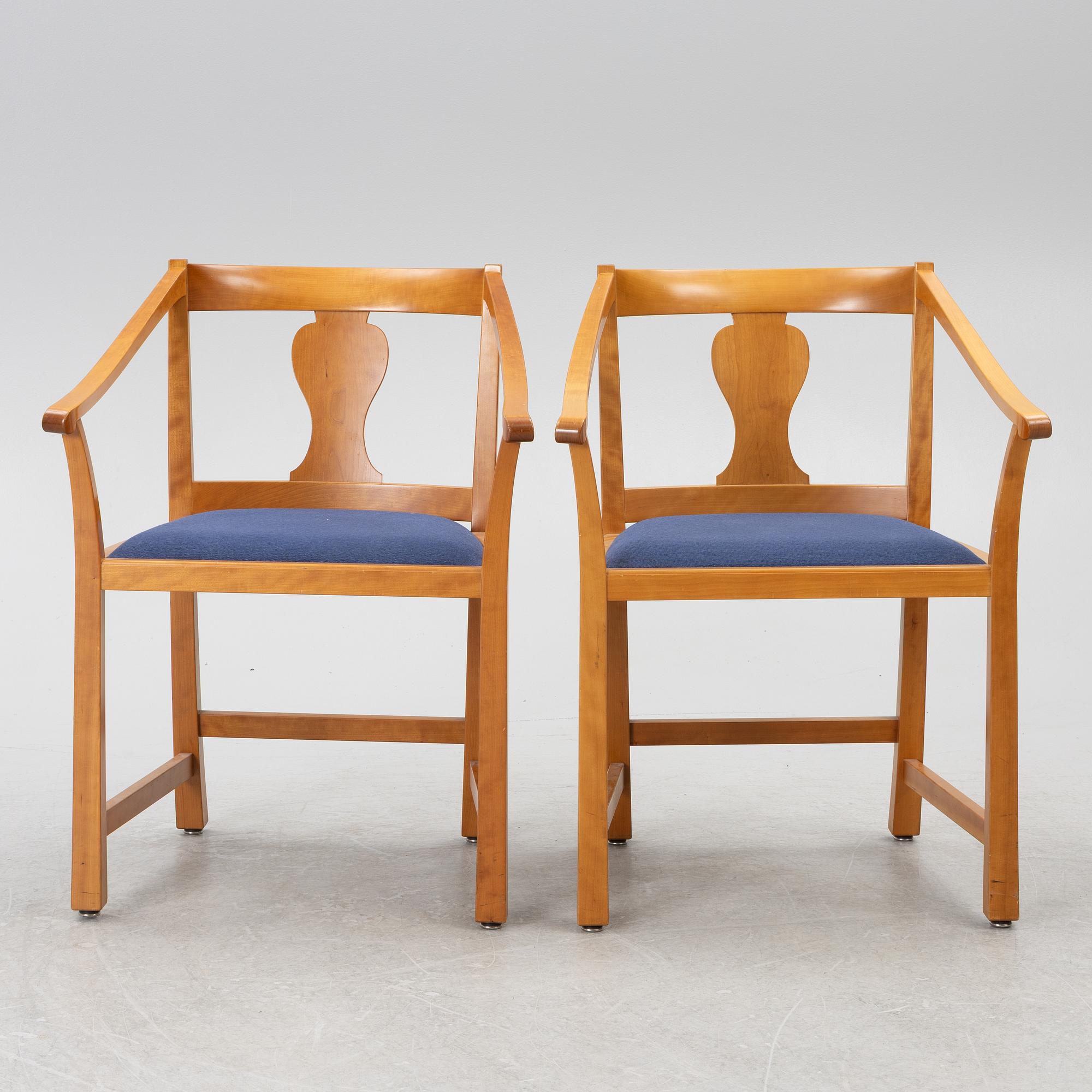 Carl Malmsten, A pair of "The City Hall Chair" armchairs.