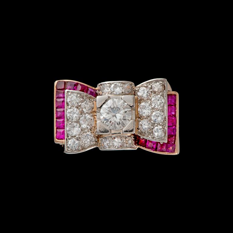 RING, 18K guld, briljant- och 8/8-slipade diamanter. Vikt ca 10,6 g.