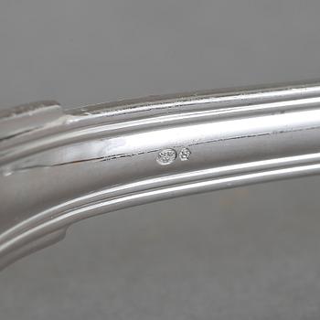 BESTICKUPPSÄTTNING, 96 delar, silver, Modell Gammaldansk, danska silverstämplar Cohr. Tot vikt ca 6 kg.