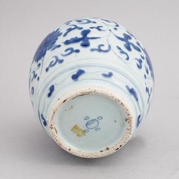 A Chinese blue and white ming style porcelain urn, 20th century.