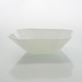 Alvar Aalto, 1 osa lasiveistoksesta, ”Aallon-kukka” 9767C, signeerattu Alvar Aalto Karhula.