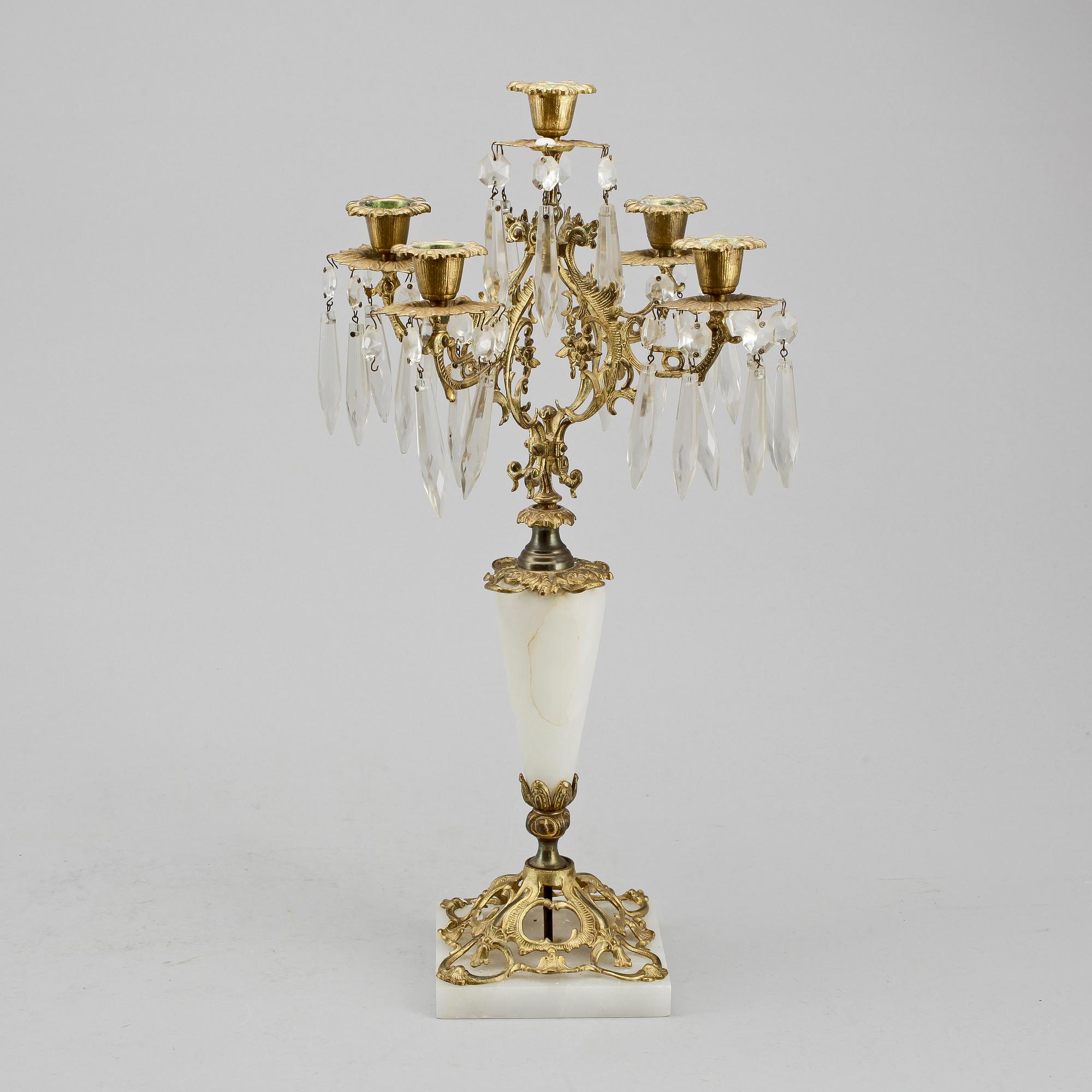 KANDELABER, Oscariansk, alabaster samt metall, 1800-talets senare hälft.