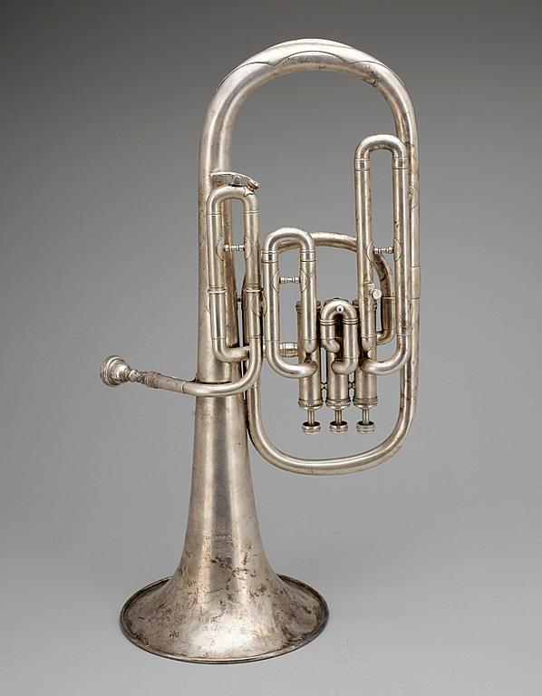 HORN, försilvrat mässing, "Embassy", Besson, London, England, 1900-tal.