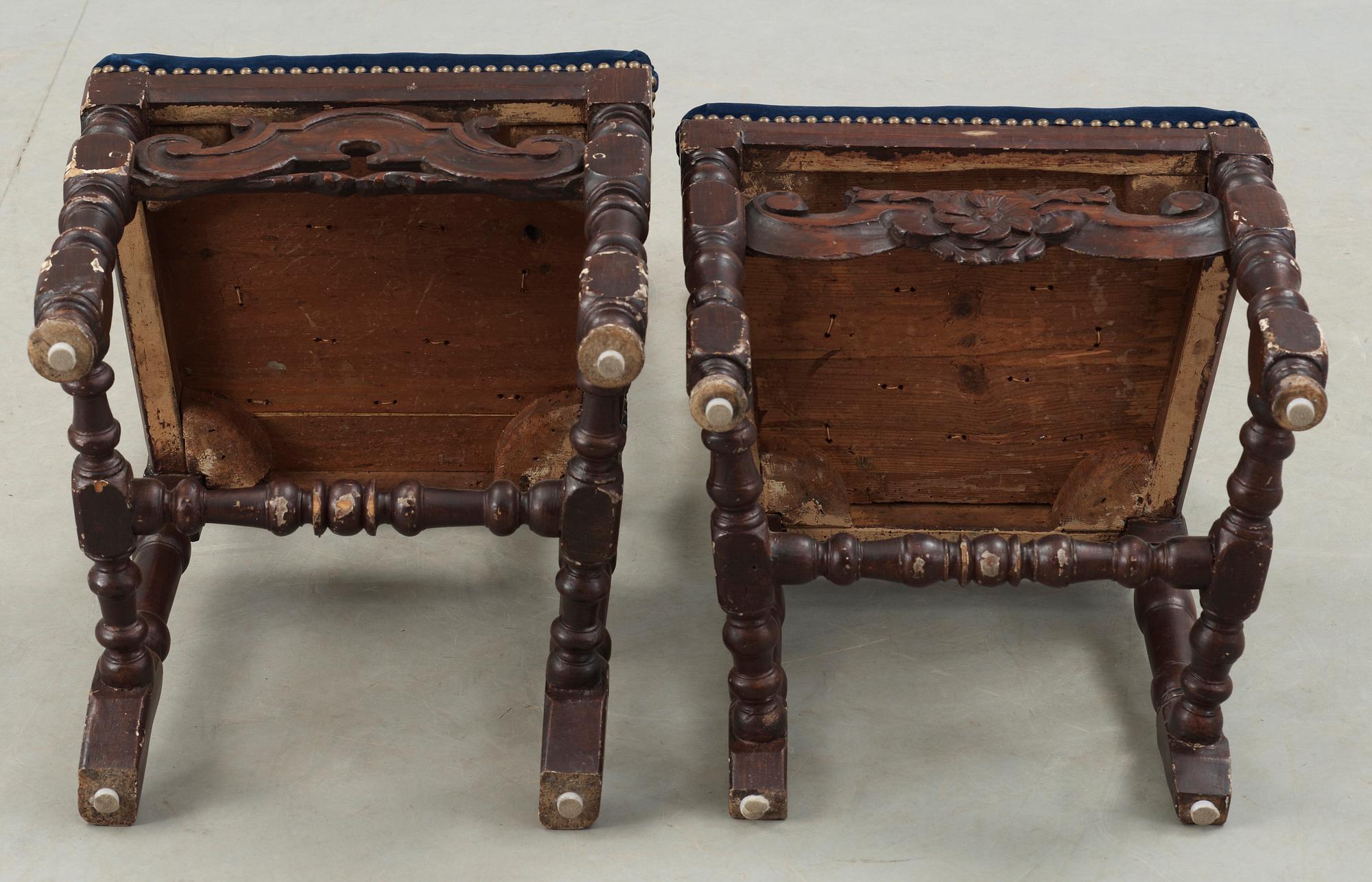 STOLAR, 2 st, barock, 1700-talets första hälft.