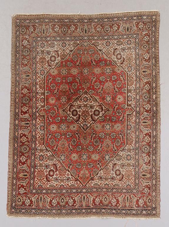 MATTA, orientalisk, semiantik. Ca 170 x 126 cm.