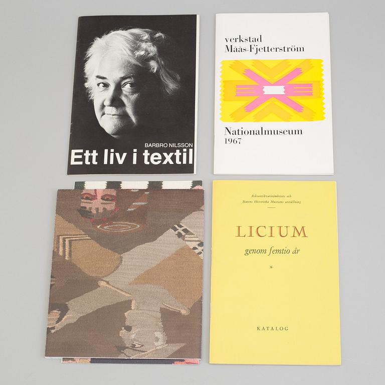 BOOKS AND BOOKLETS, 21 pieces, subject: modern Scandinavian carpets and textiles.