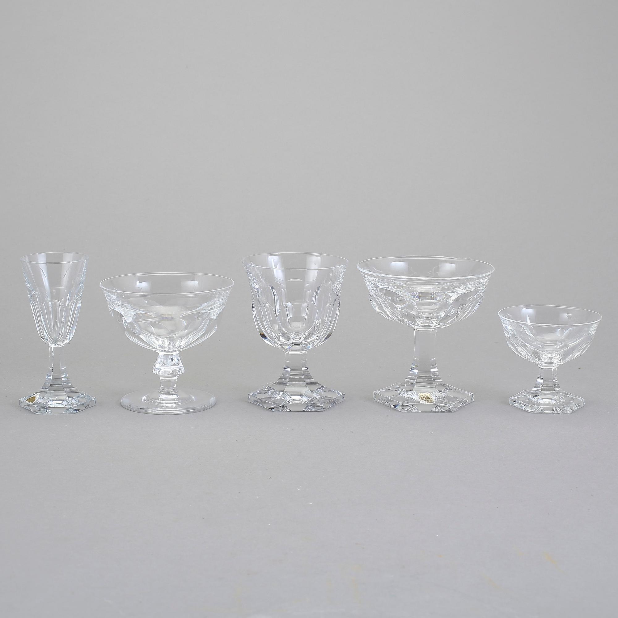 GLASSERVIS, 25 delar, Kosta, "Kronoberg", 1900-talets mitt.