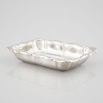 Karott, silver, importstämplar CG Hallberg, omkring 1900-talets mitt.