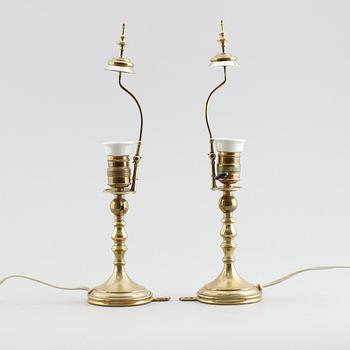 BORDS/VÄGGLAMPOR, 1 par, mässing, 1800-/1900-tal.
