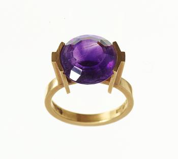 Wiwen Nilsson, A Wiwen Nilsson 18k gold ring, Lund 1966,
