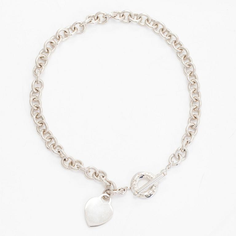 Tiffany & Co, collier, "Heart Tag Toggle", sterling silver.