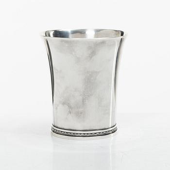 Eric Råström, a silver vase, Råströms Silver- O Nysilverfabrik, Stockholm, 1972.