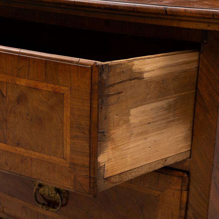 Bureau with a superstructure, Baroque, 18th century.