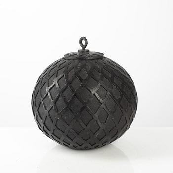 Anja Notini,  an urn with cover, own workshop, Saltsjö-Boo.