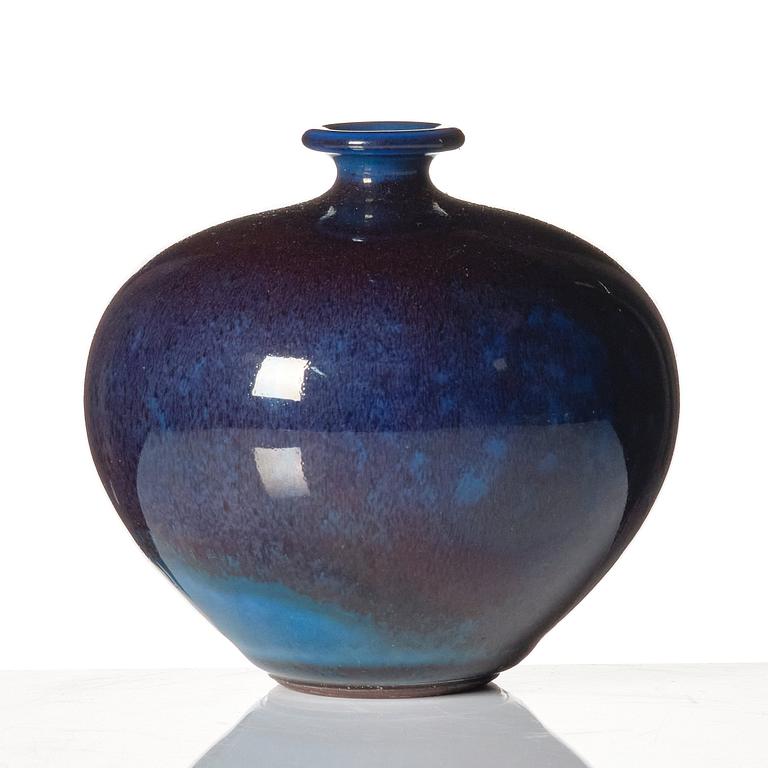 Berndt Friberg, vaser, 4 st och skålar, 3 st, Gustavsbergs studio 1961-71.