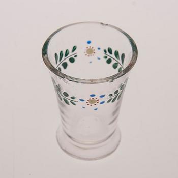 KARAFF, 1800-tal samt SNAPSGLAS, 3+1+1, 1800-talets slut och 1900-talets mitt.