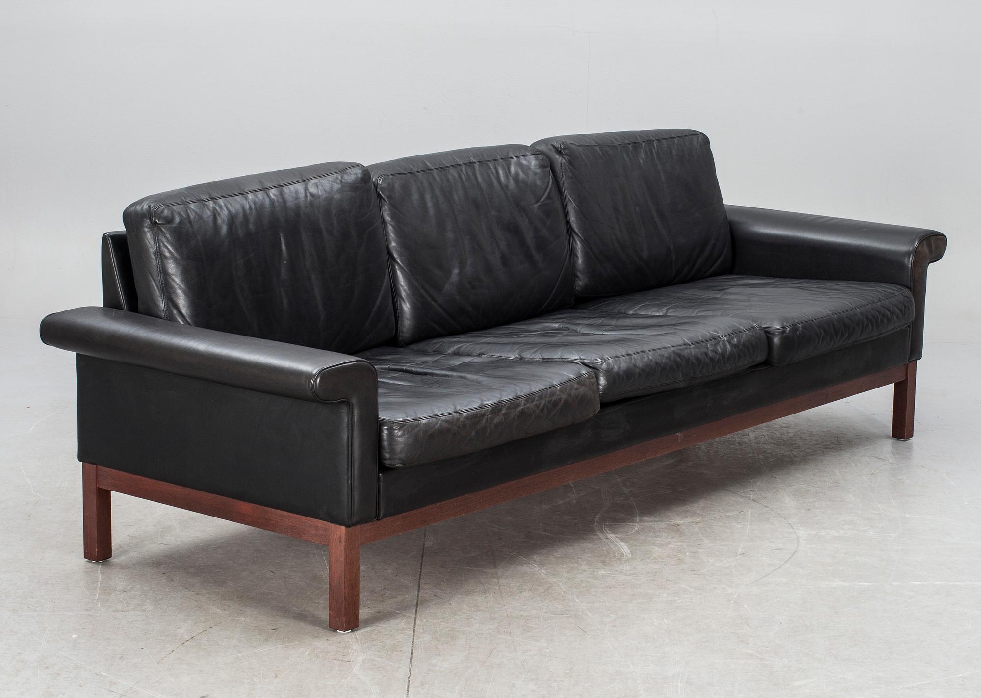SOFFA, tresits, skinn, märkt Asko, Finland, 1960-tal.