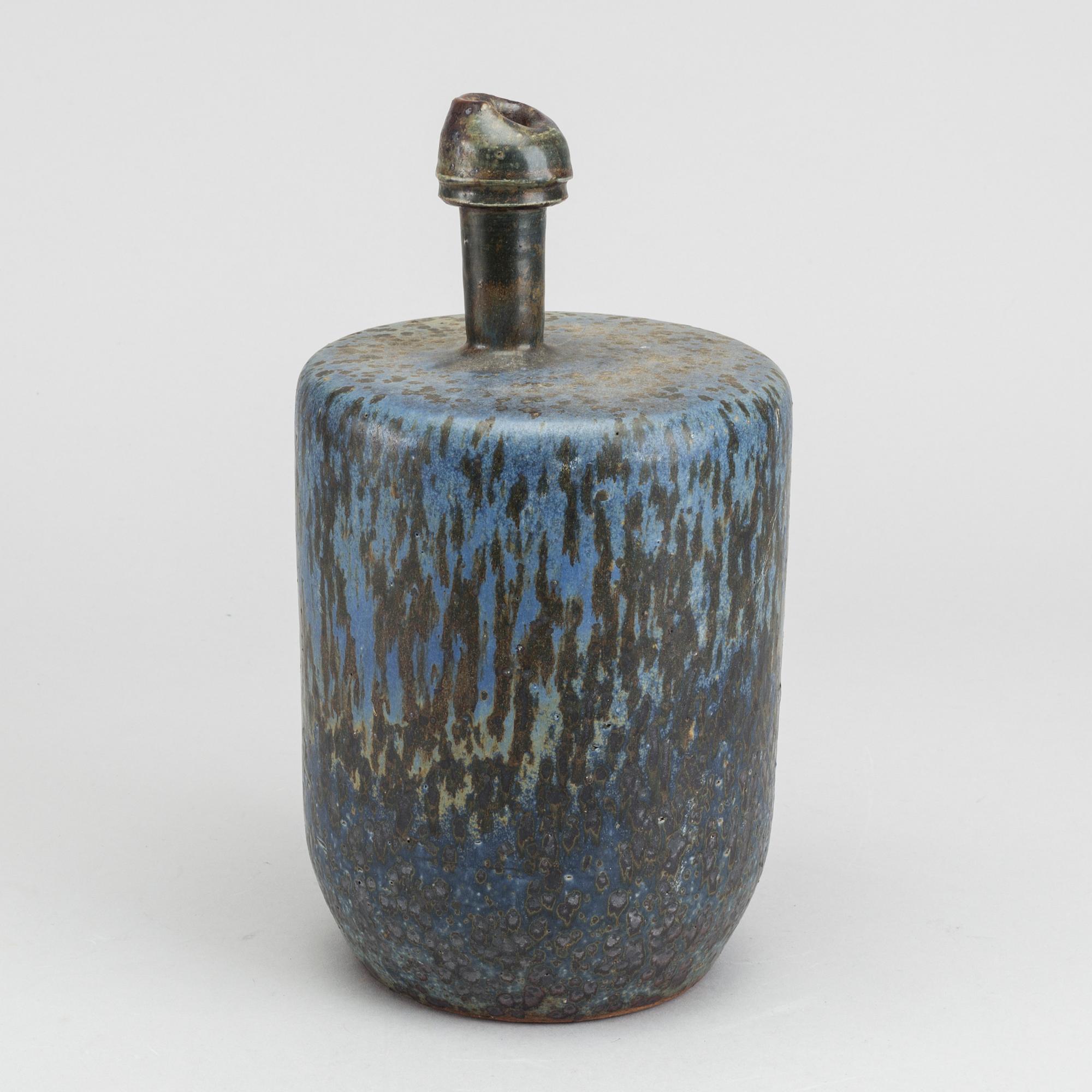 CLAES THELL, a signed stoneware vase.