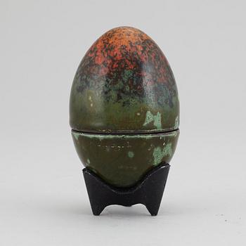 A Hans Hedberg egg, Biot, France.