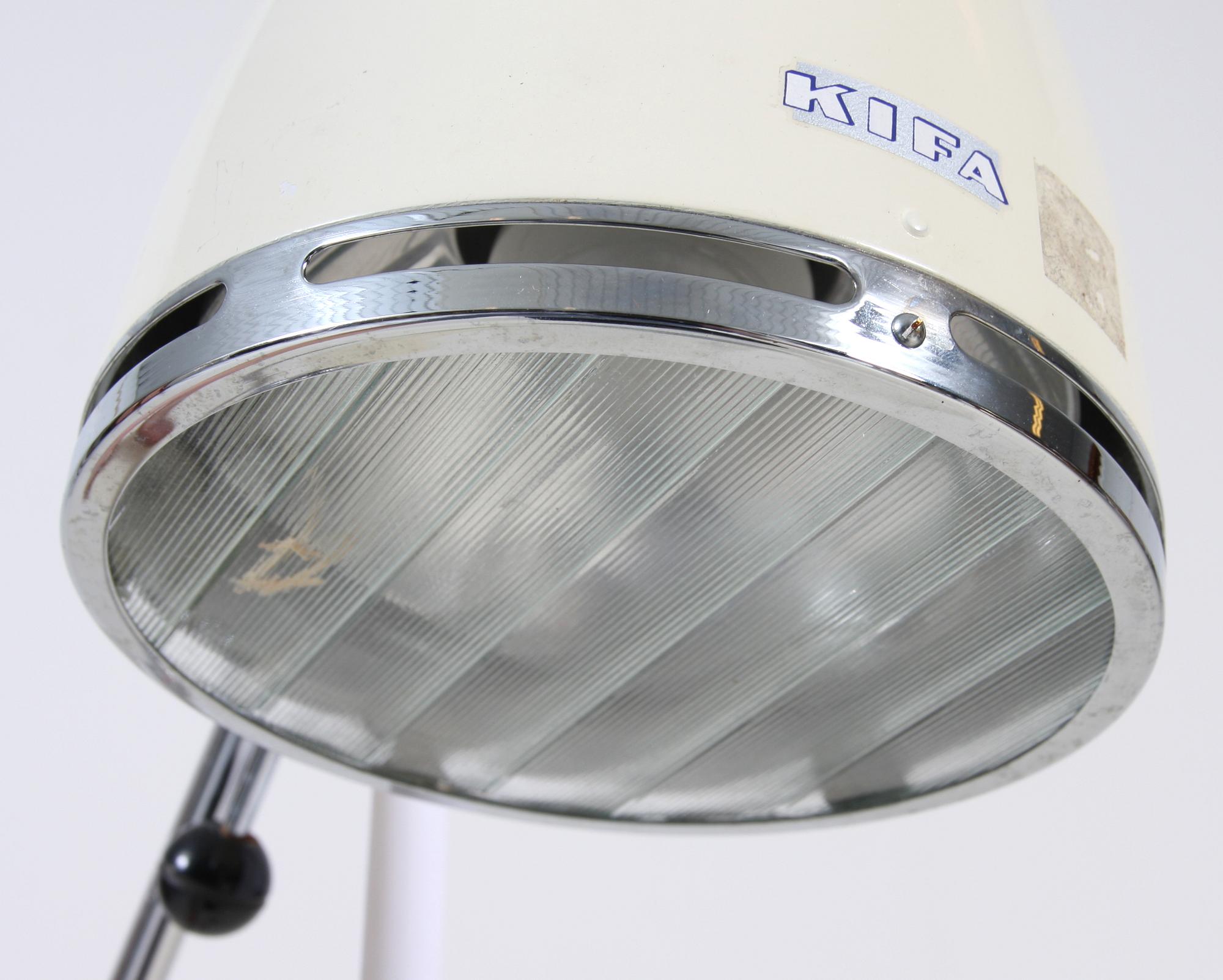 INDUSTRILAMPA, 1900-tal, märkt KIFA.