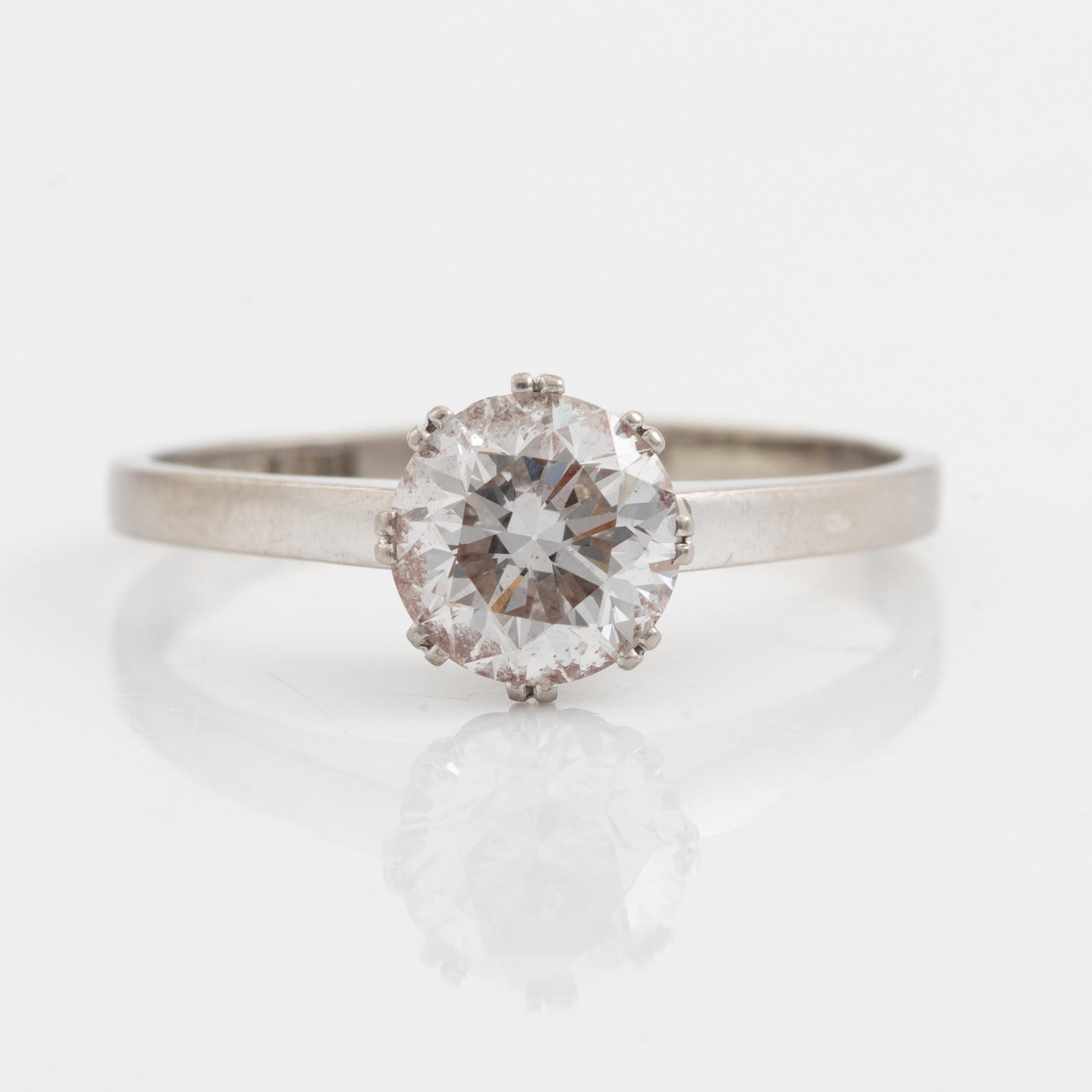 Ring, 18K white gold, with brilliant-cut diamond 1.04 ct.