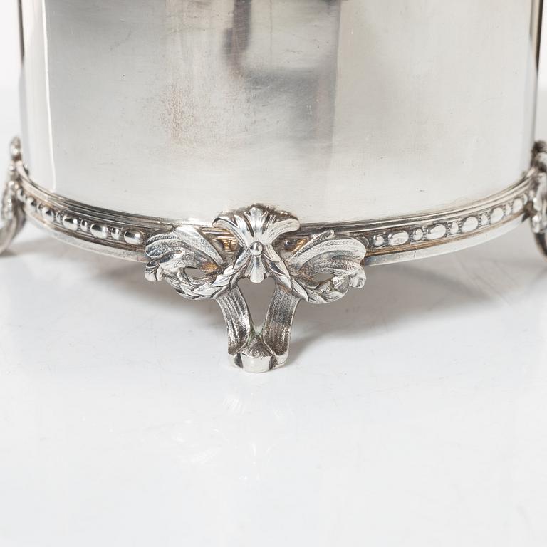 Petter Åkerman, kaffekanna, silver, Stockholm 1780. Gustaviansk.