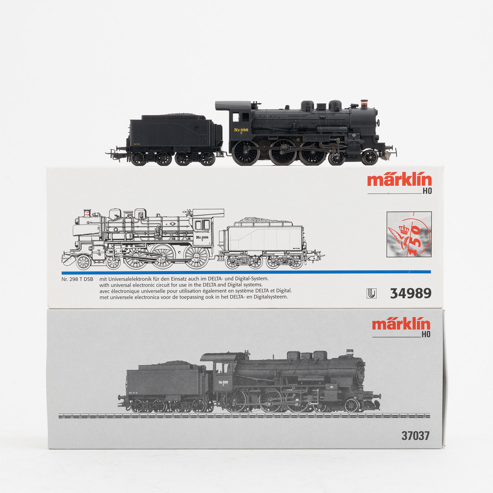 Märklin, two steam locomotives gauge H0, model 37037 and 34989, in boxes.