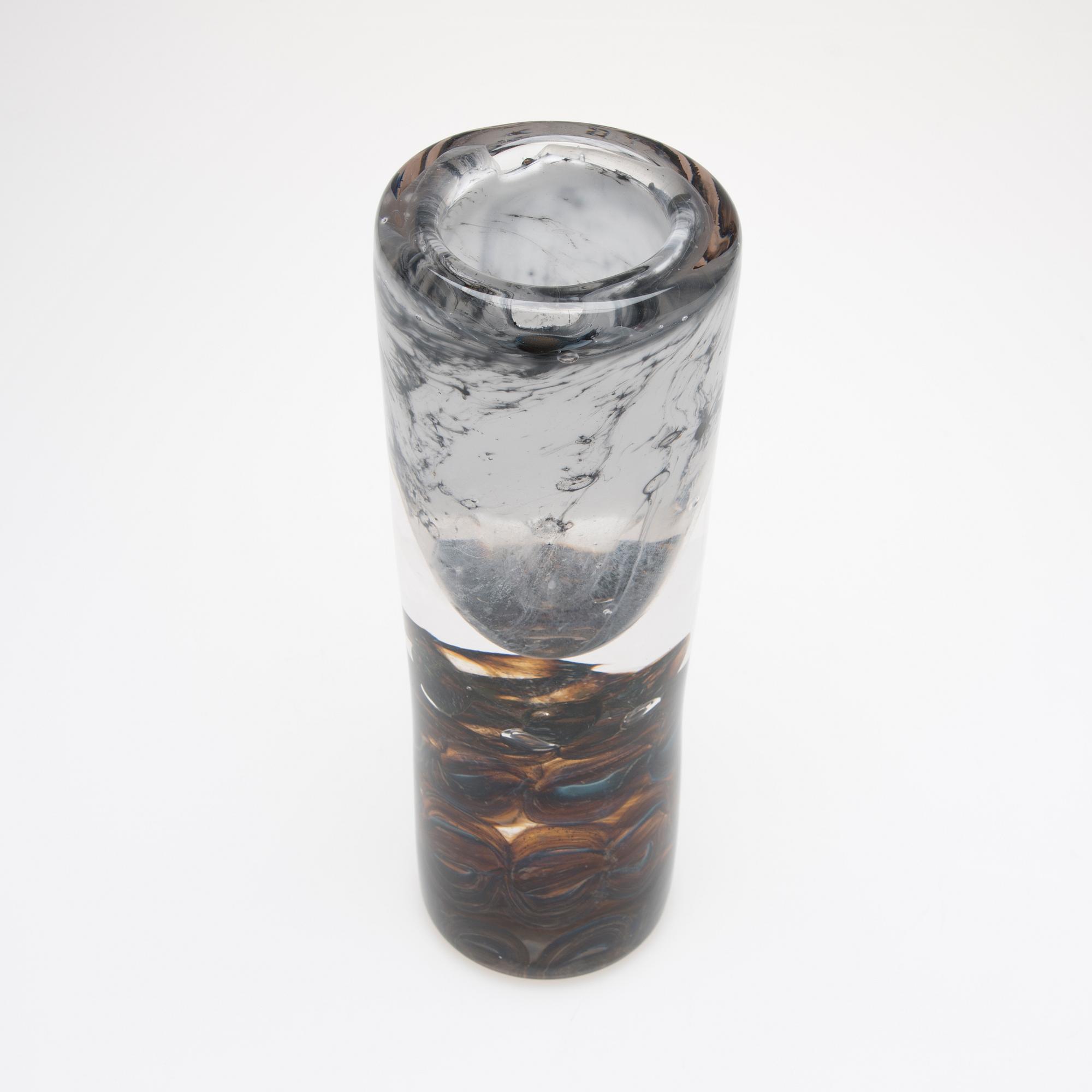 MALJAKKO, lasia, signeerattu Oiva Toikka, Nuutajärvi Notsjö. Suunniteltu 1965.