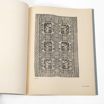 “Gammal allmogeslöjd från Malmöhus län”, 8 volumes, Förlags-aktiebolagets i Malmö Boktryckeri, 1921.
