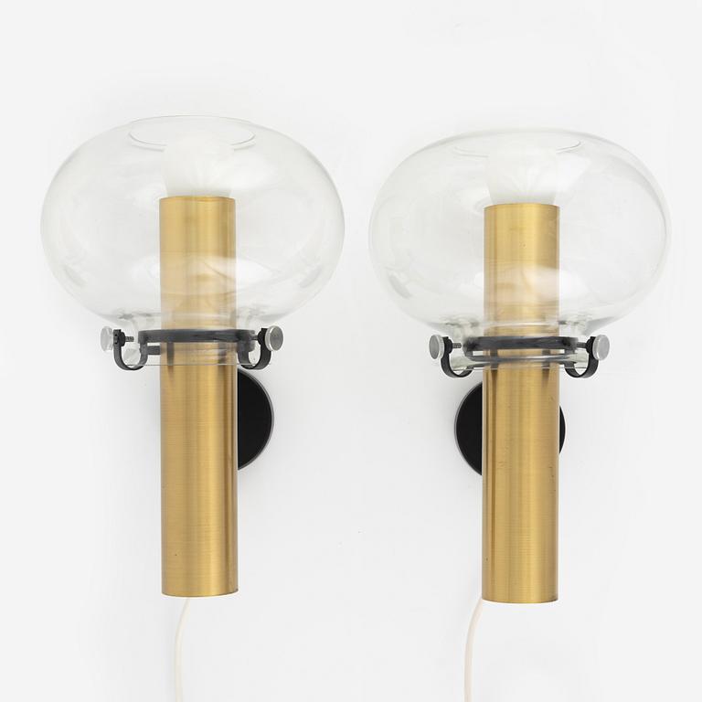 A pair of wall lamps, end of the 20th century.