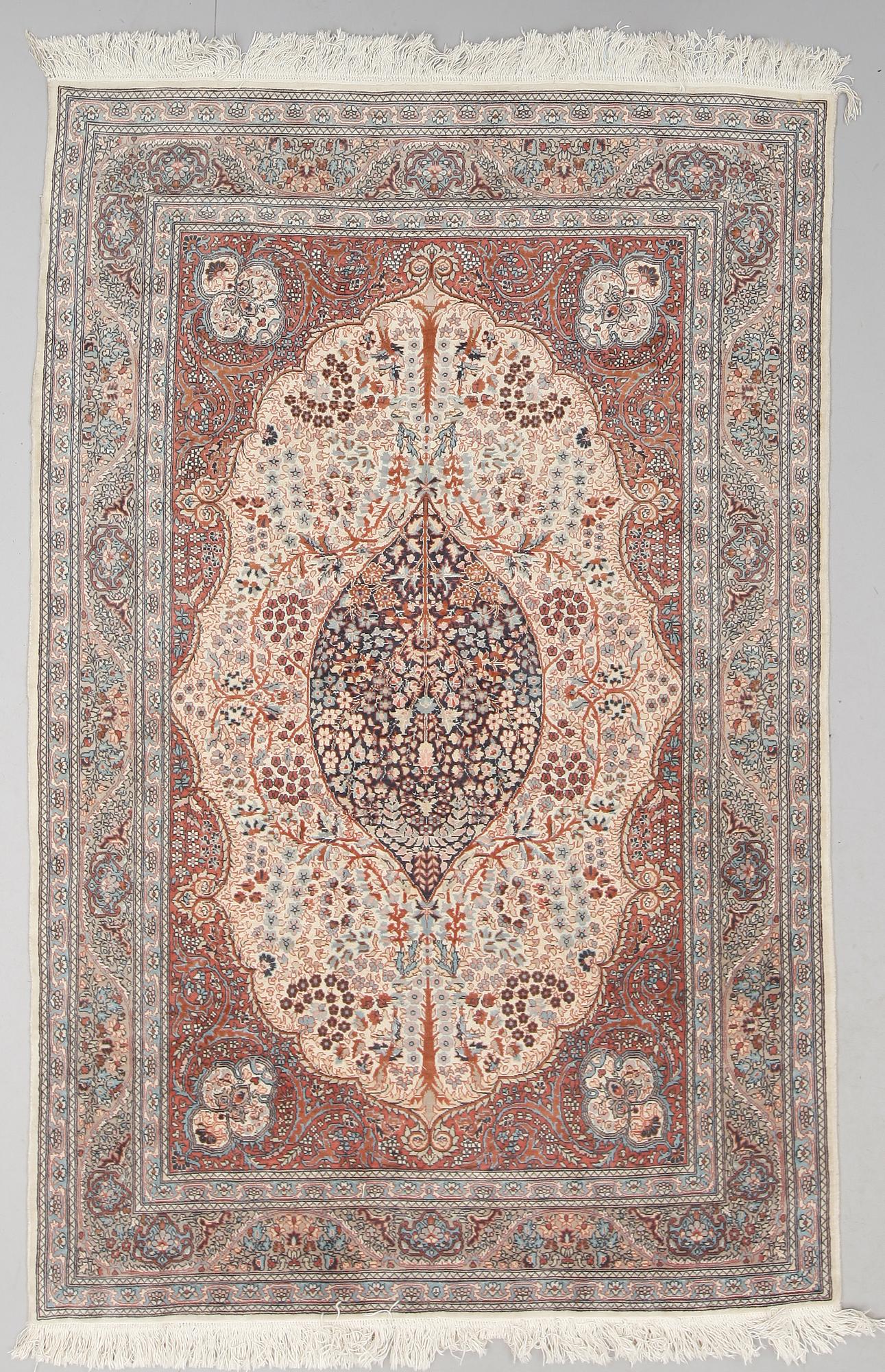 MATTA, Täbriz, 215 x 142 cm.