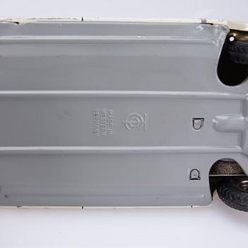 LEKSAKSBILAR, 2 kpl, Schuco och Tipp & Co., Tyskland 1950-60-tal.